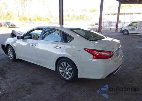 2017 Nissan Altima 2.5 S z USA, uszkodzony, nr VIN 1N4AL3AP2HN361730